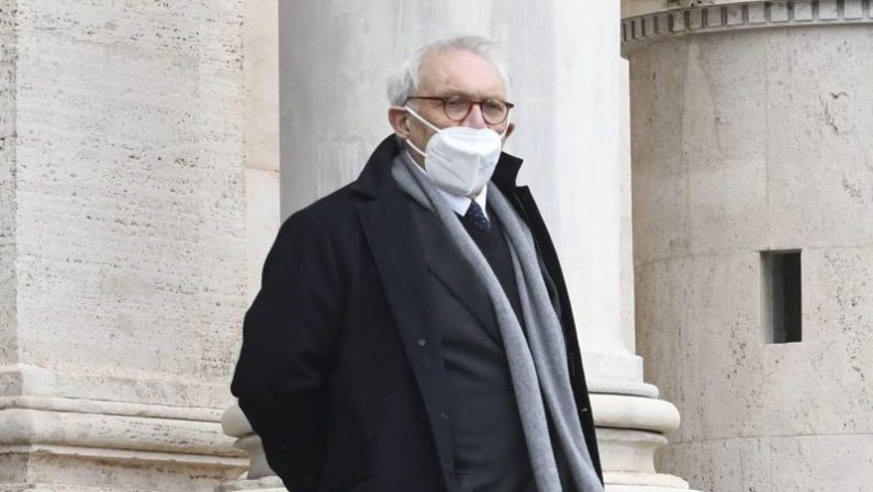 Bianchi “Decidiamo subito sulla maturità, poi tutti a scuola”