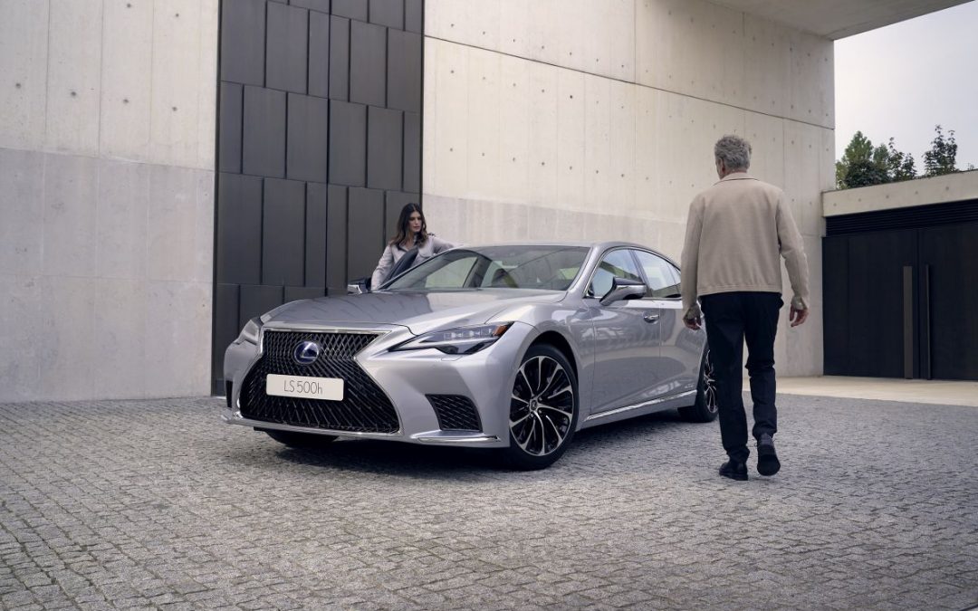 Nuova Lexus LS ancora più performante