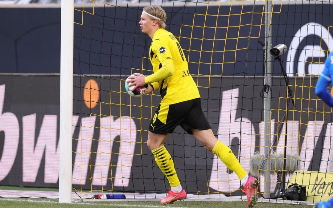 Doppietta Haaland a Siviglia, Dortmund vince 3-2