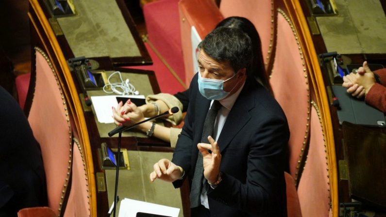 Renzi “Altro che crisi al buio, si vede la luce”