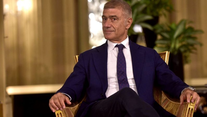 Pecoraro Scanio “Puntare sul 100% di energia da fonti rinnovabili”