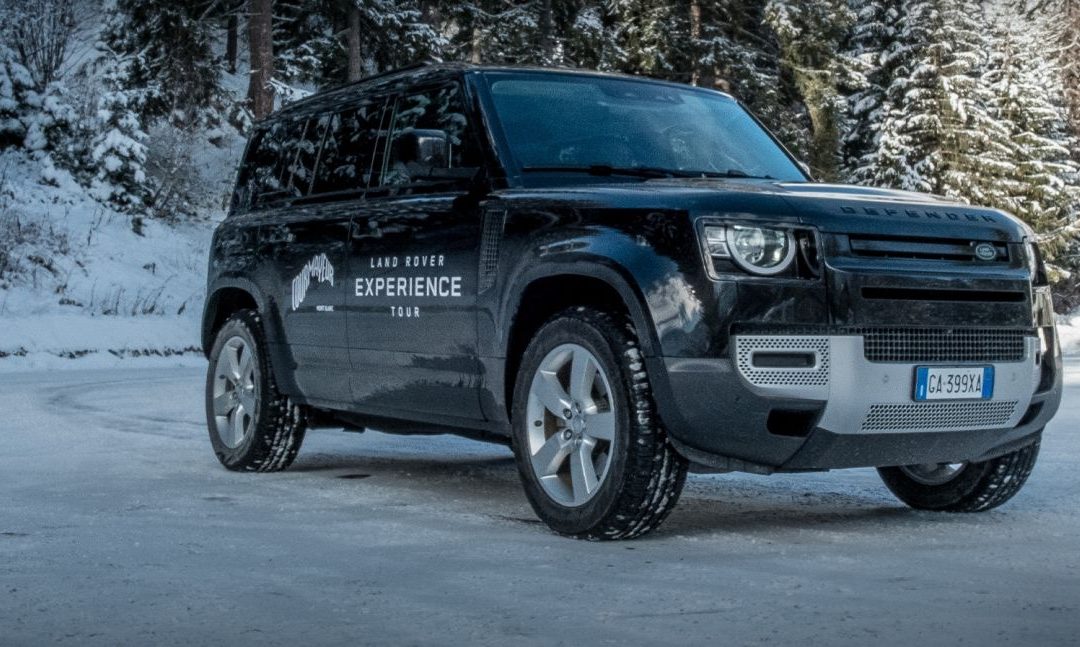 Jaguar Land Rover Italia riapre a Courmayeur lo Chalet de l’Ange