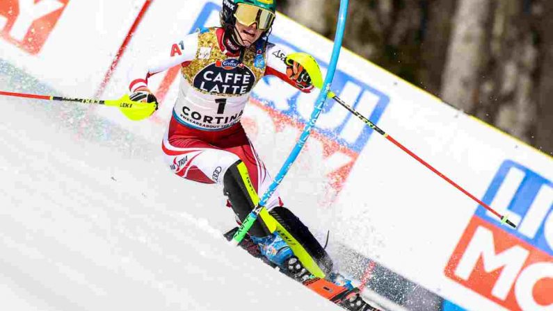 Liensberger oro in slalom a Cortina, Irene Curtoni 18^