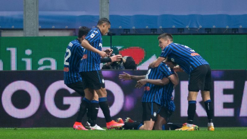 Sogni Real per l’Atalanta, piegato 4-2 il Napoli