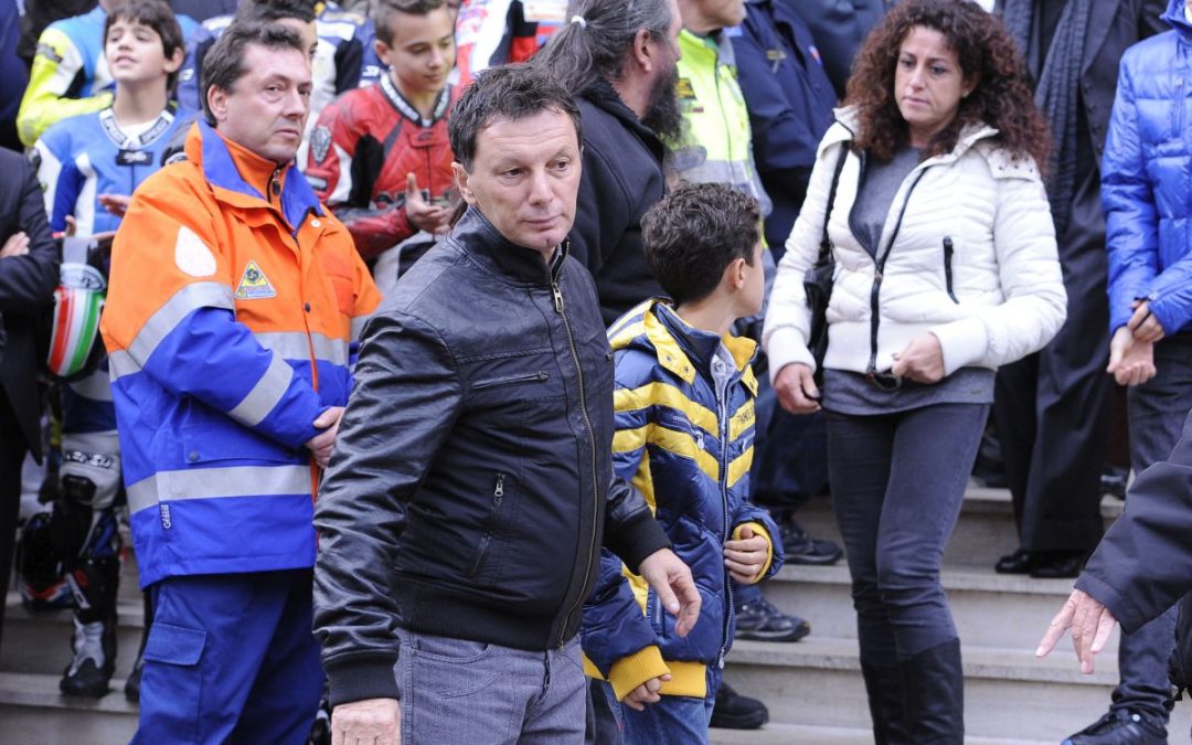 Team smentisce notizia morte Gresini “E’ ancora tra noi”