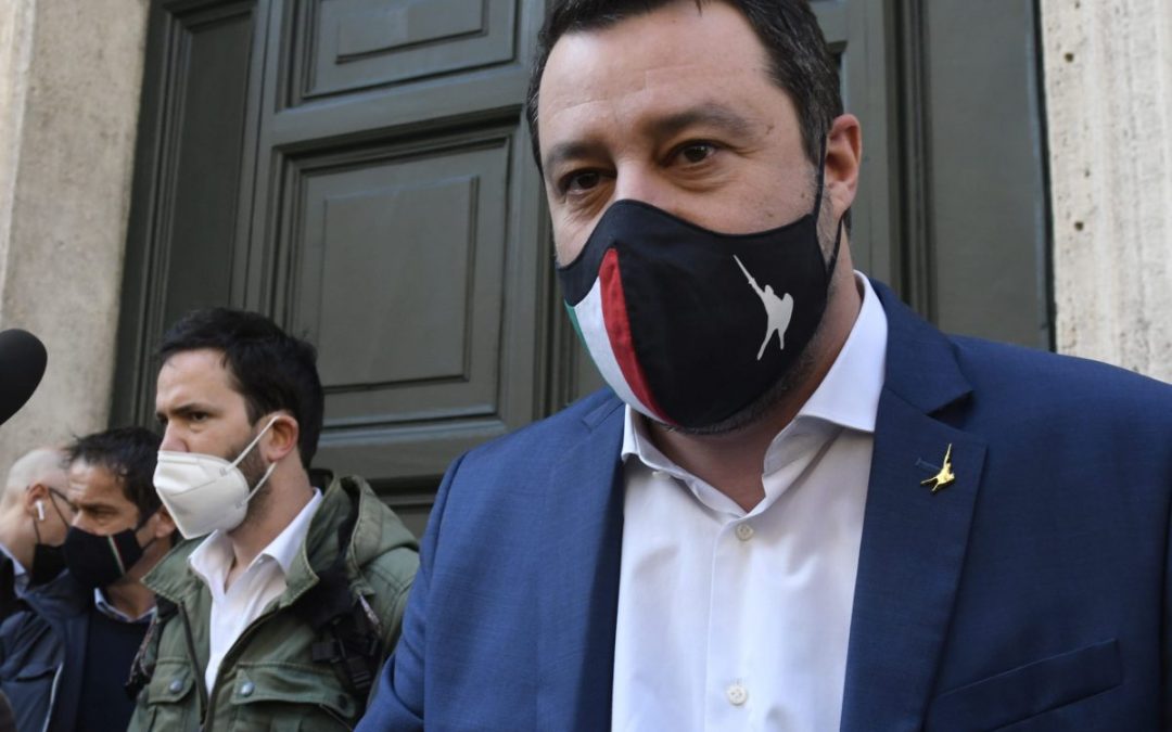 Salvini “Diventare indipendenti per la produzione dei vaccini”