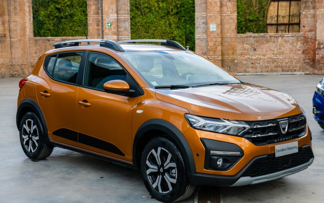 Nuova Dacia Sandero Stepway, linea essenziale e decisa