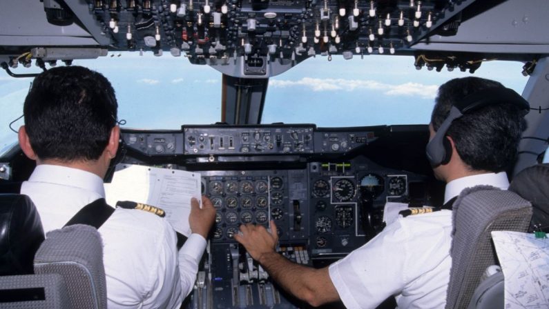 Diabete, possibile pilotare aerei grazie a sensori monitoraggio glucosio