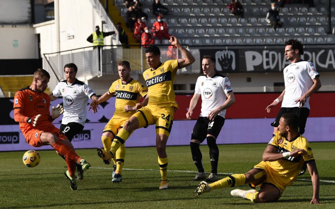 Parma avanti, ma lo Spezia recupera due gol e pareggia