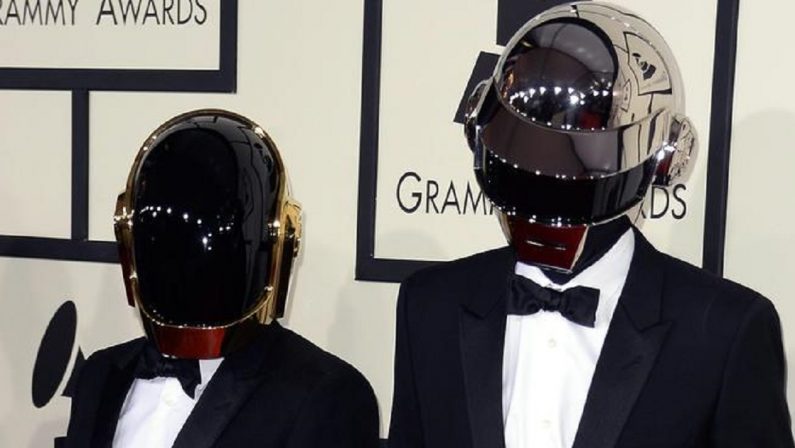 Musica, dopo 28 anni si sciolgono i Daft Punk