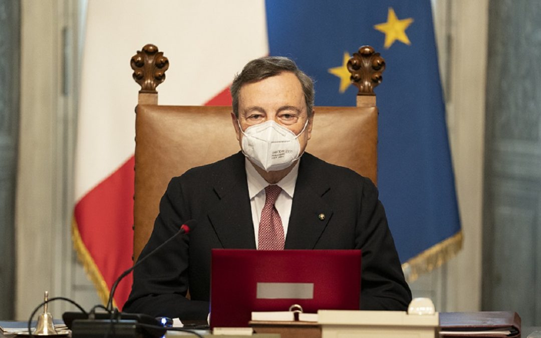 Il premier Mario Draghi durante un Consiglio dei Ministri