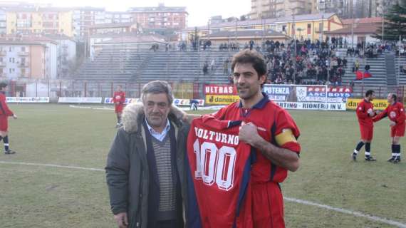 Volturno insieme all'ex presidente Marino, nel giorno che celebrava le 100 presenze con il Potenza