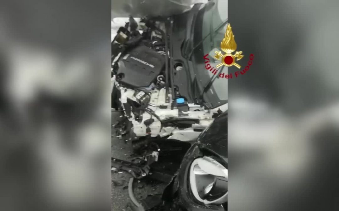 Scena apocalittica sulla A32. Il maxi tamponamento sulla Torino – Bardonecchia causa due morti