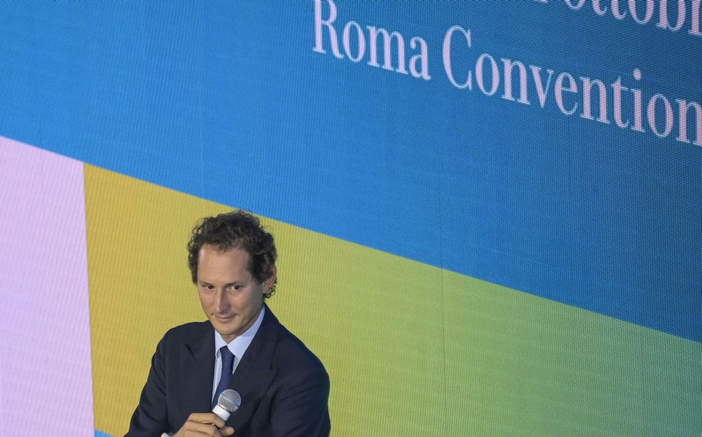 Ferrari, Elkann “Abbiamo due piloti giovani, sono ottimista”