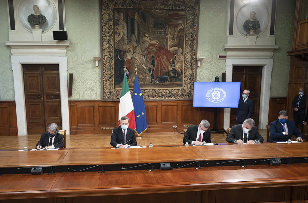 Firmato Patto per il lavoro pubblico, sindacati “Traguardo strategico”