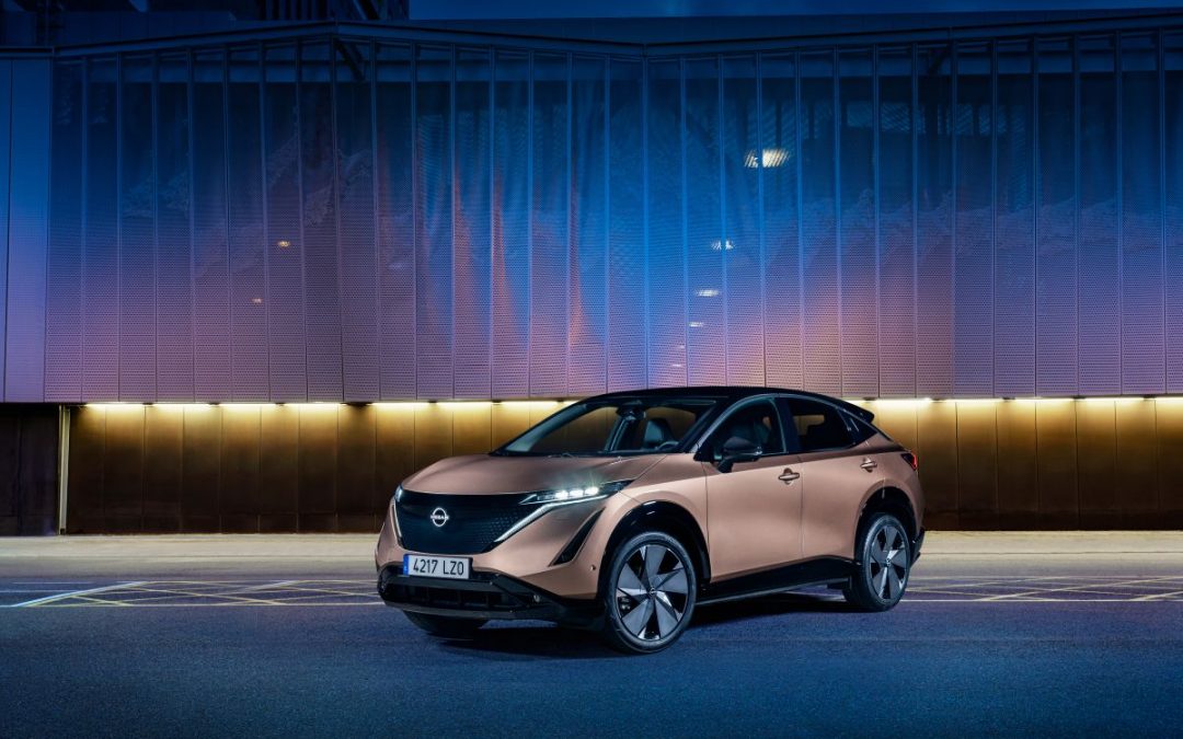 Nissan presenta la gamma di colori per l’elettrica Ariya
