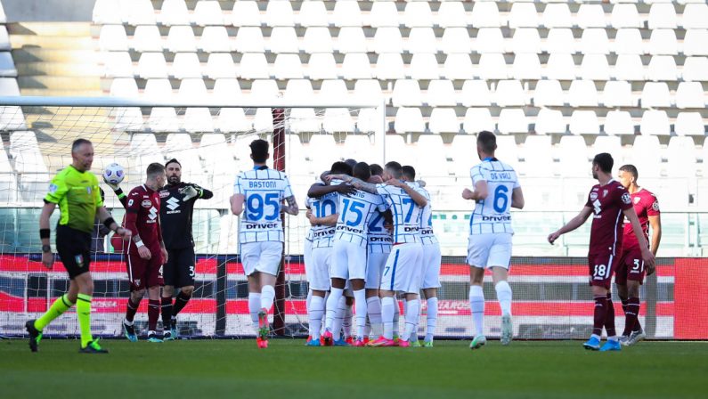 Lukaku e Lautaro, l’Inter vince 2-1 a Torino