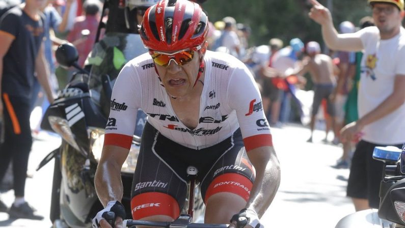 Il ciclista belga Stuyven sorprende tutti e vince la 112a Milano-Sanremo