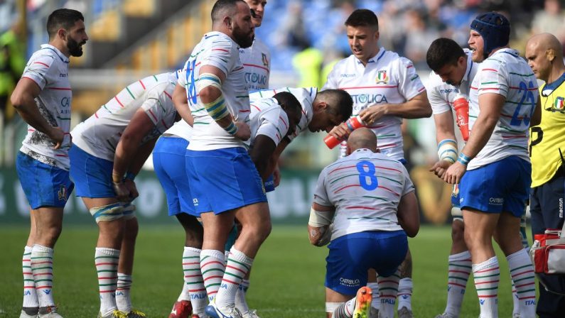 Rugby, Scozia-Italia 52-10, azzurri chiudono il Sei Nazioni con il quinto ko