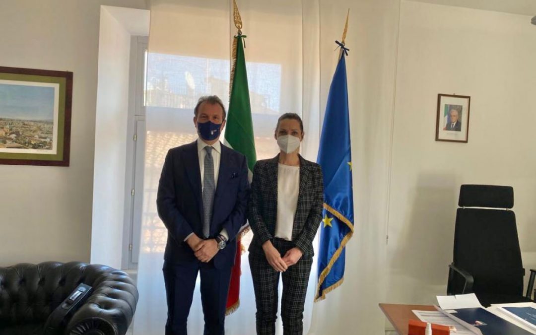 Incontro tra Vezzali e Cozzoli su problematiche sport