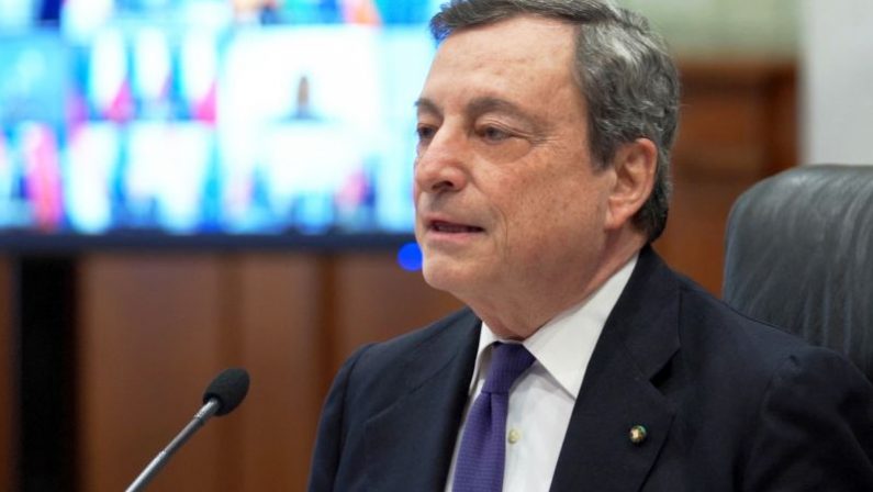 Draghi “Gli europei si sentono ingannati da alcune case farmaceutiche”