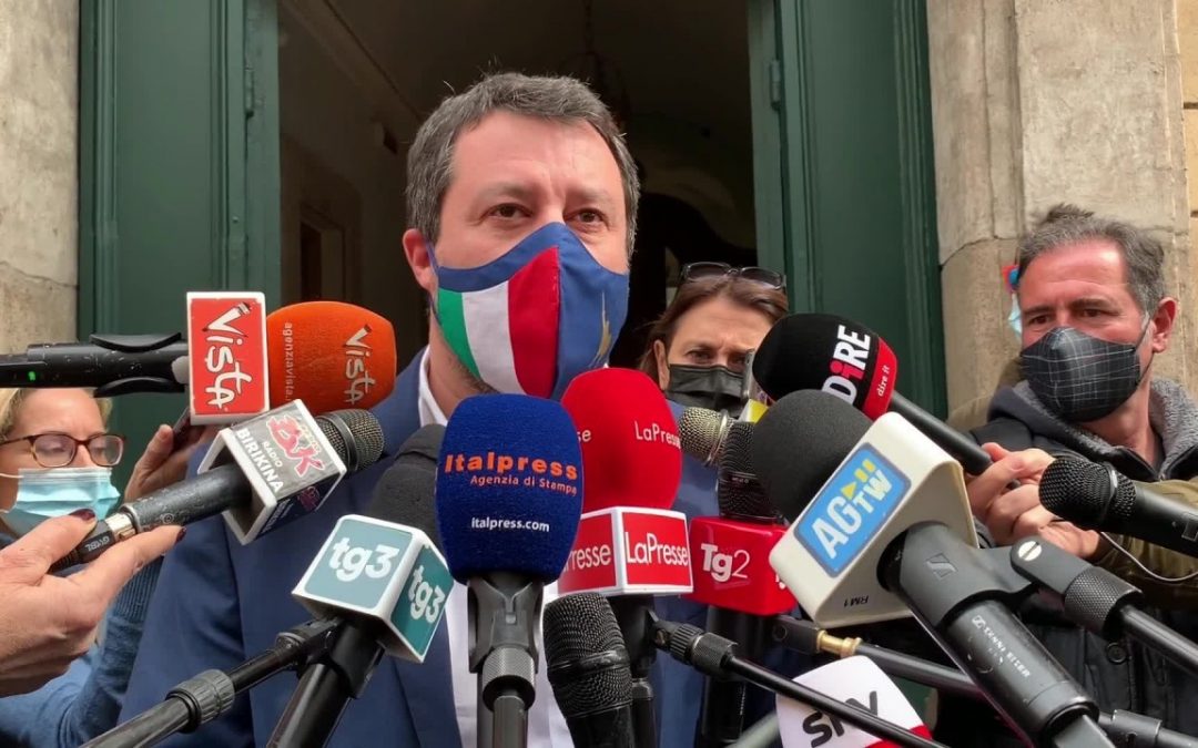 Vaccini, Salvini “No a guerre commerciali sulla pelle degli italiani”