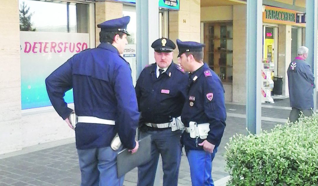 Militari impegnati nelle indagini