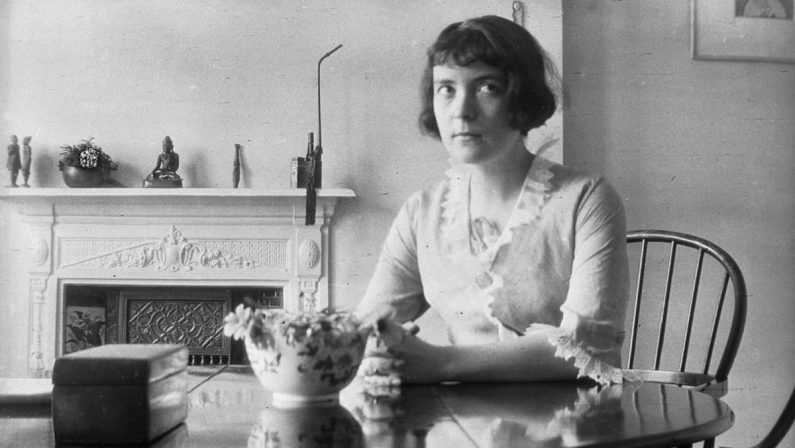 Katherine Mansfield 
Un insetto nel cuore della magnolia