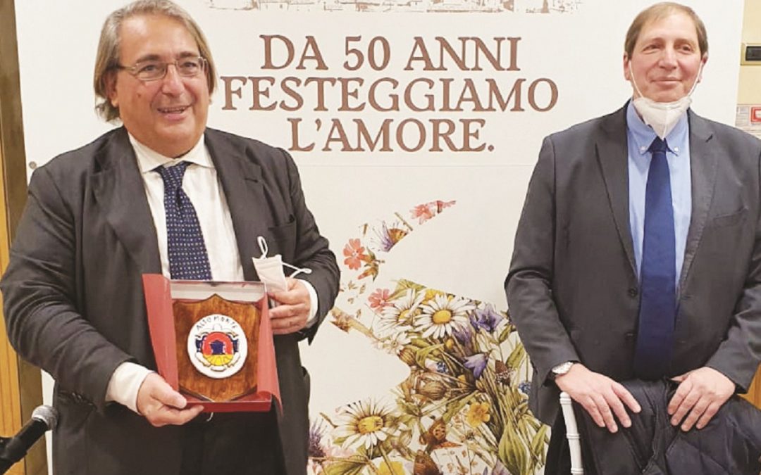 Il direttore Roberto Napoletano con il sindaco di Altomonte Giampiero Coppola