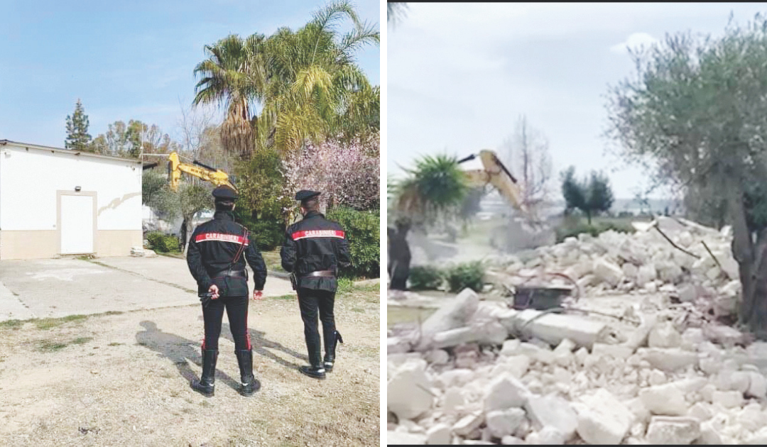 La casa di Schettino prima e dopo l’intervento delle ruspe, ieri mattina in contrada “Recoleta” di Scanzano Jonico