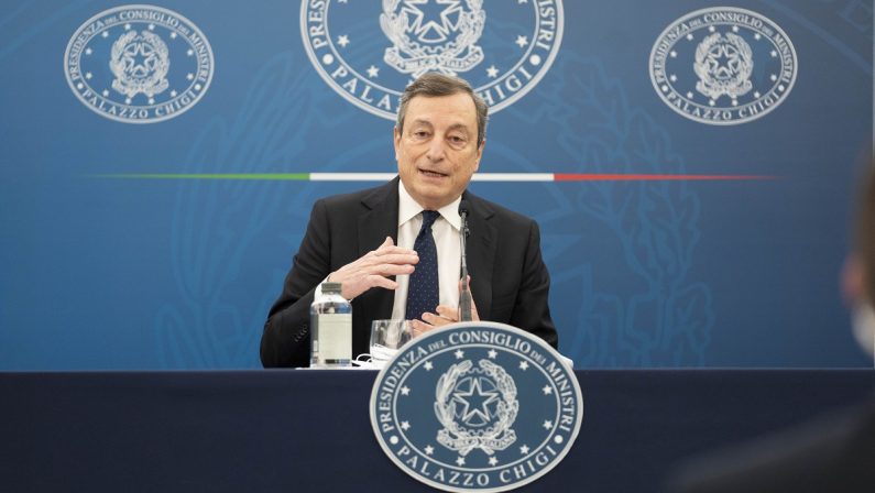 Draghi-De Luca, questione di stile