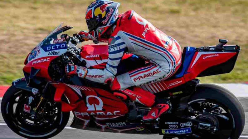 Tris Ducati nelle libere in Qatar: Miller davanti a Bagnaia