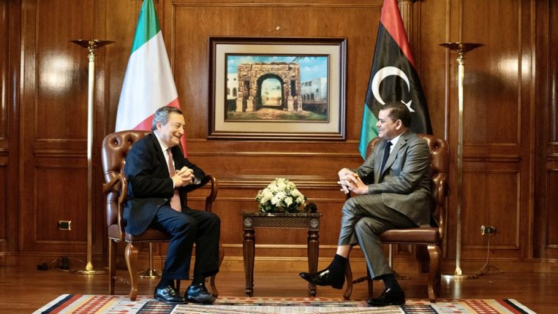 Draghi a Tripoli “In Libia c’è voglia di futuro”