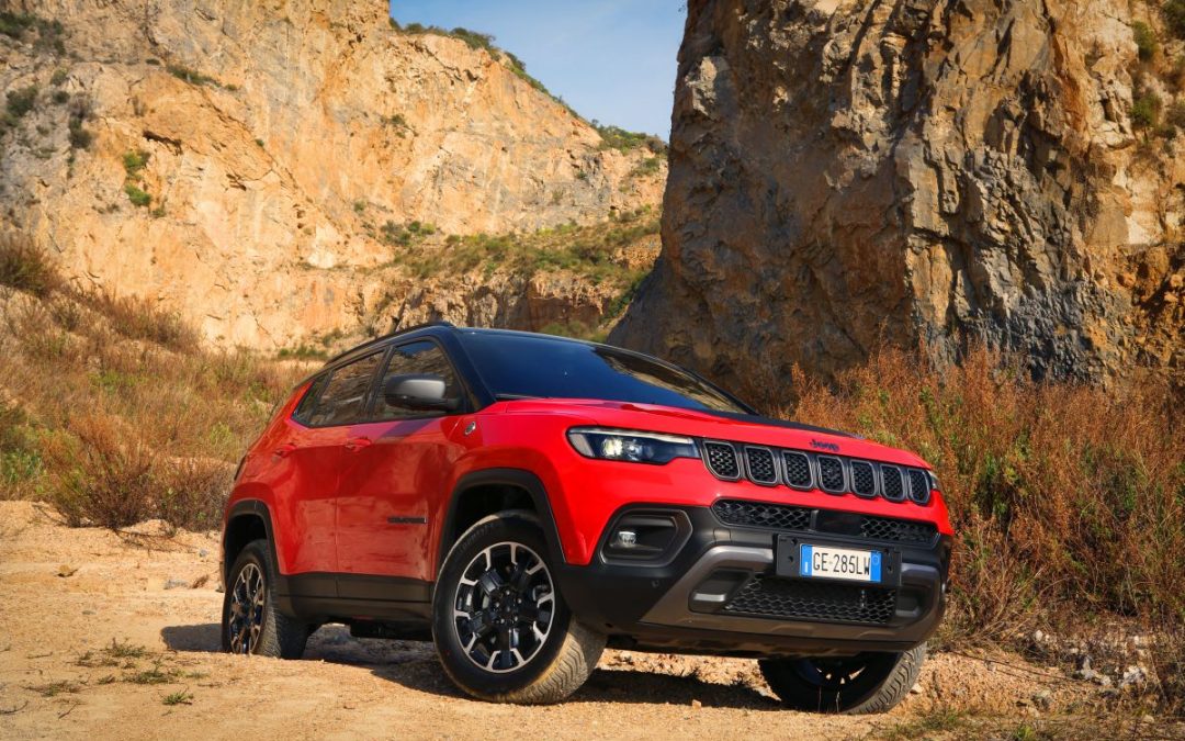 Compass 4xe Trailhawk apre una nuova era per Jeep