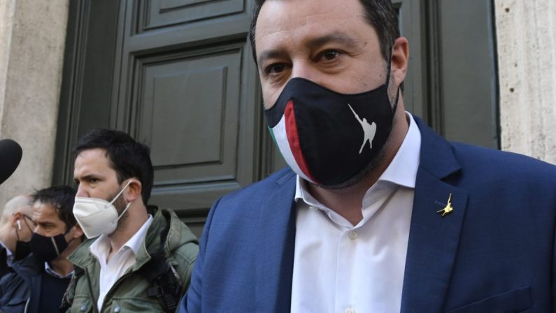 Covid, Salvini “Programmare riaperture dalla seconda metà di aprile”