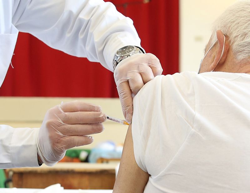 Covid, Magrini “Situazione ancora grave, vaccinare prima possibile”