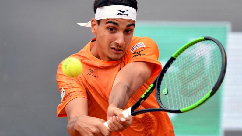 Sonego vince il Sardegna Open e vola nella top 30 Atp