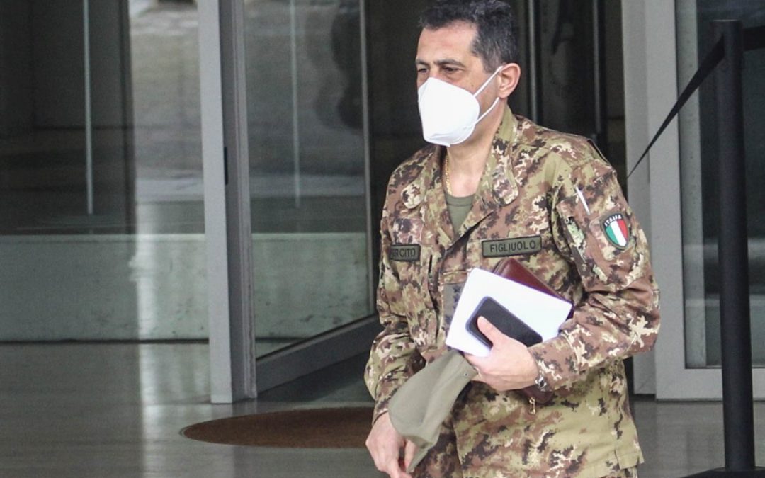 Il commissario all'emergenza Covid, generale Francesco Paolo Figliuolo