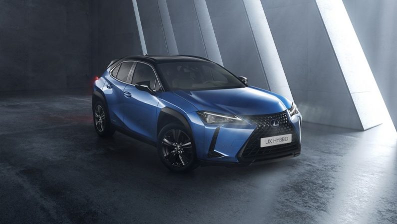 Nuovo allestimento “Deep Sky” per Lexus UX Hybrid