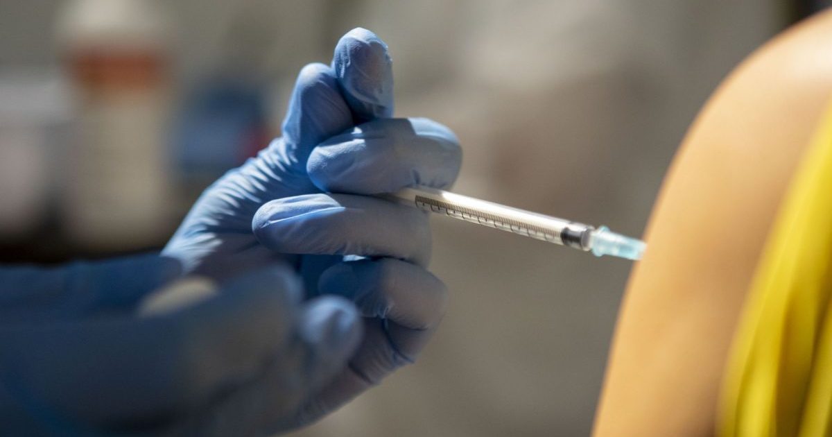 Vaccino puntura iniezione