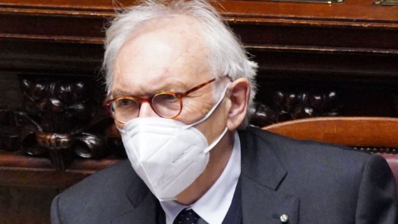 Bianchi “Direzione di marcia è scuola al 100%”