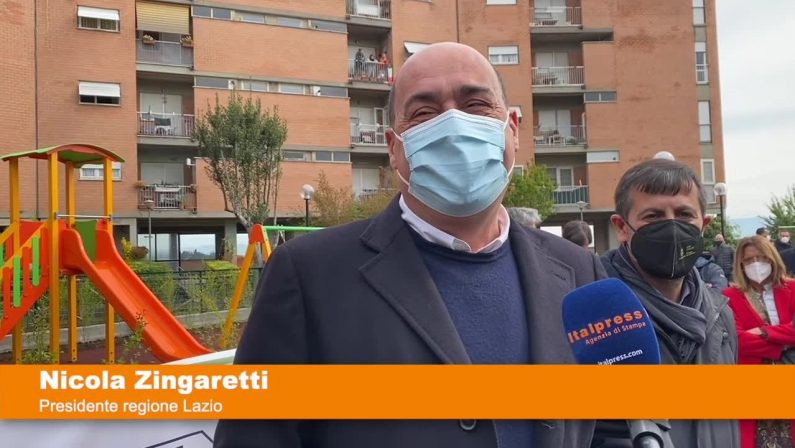Zingaretti inaugura area verde complesso Ater Roma