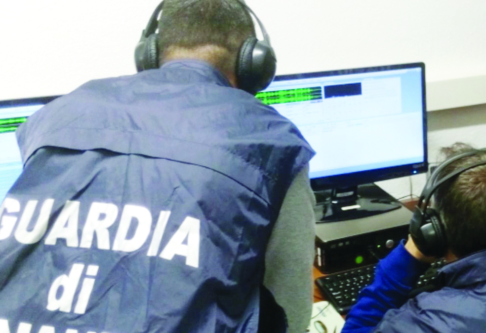 ‘Ndrangheta, appalti pilotati: arrestati tre imprenditori e un carabiniere