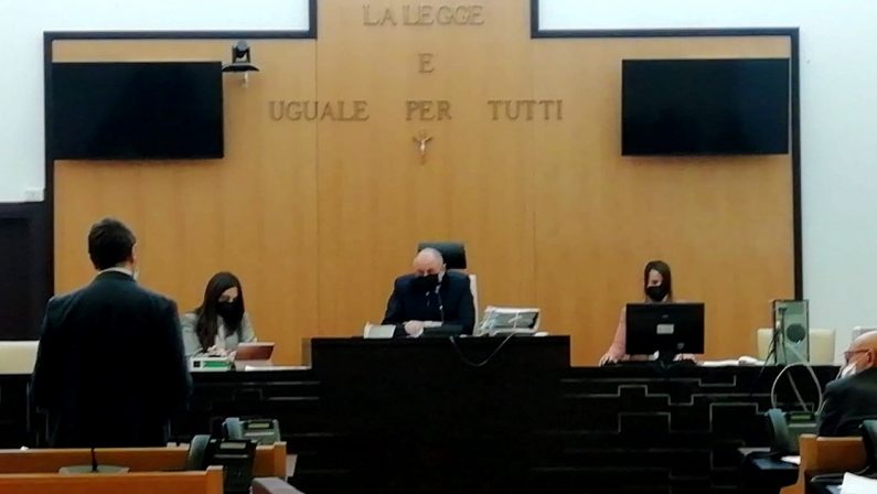 Strage del Raganello, a giudizio i sindaci ma il gup invita a cercare «ulteriori profili di responsabilità»