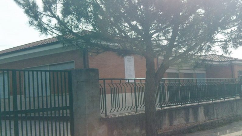 Solai a rischio, il sindaco di Vibo Valentia chiude l'istituto scolastico "Don Milani"