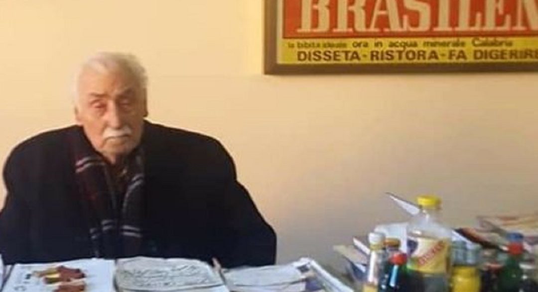 Salvatore Cristofaro nel suo studio