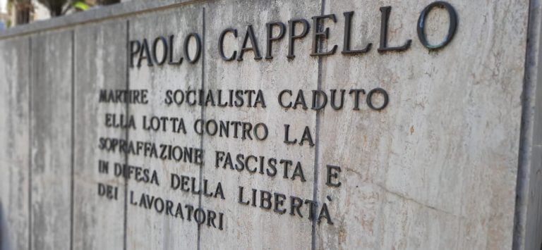 La targa in memoria di Paolo Cappello