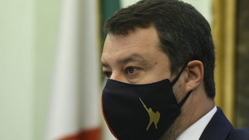 Salvini “di lotta e di governo” guadagna spazio sui media