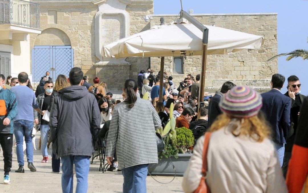 Continua a diminuire la popolazione in Italia