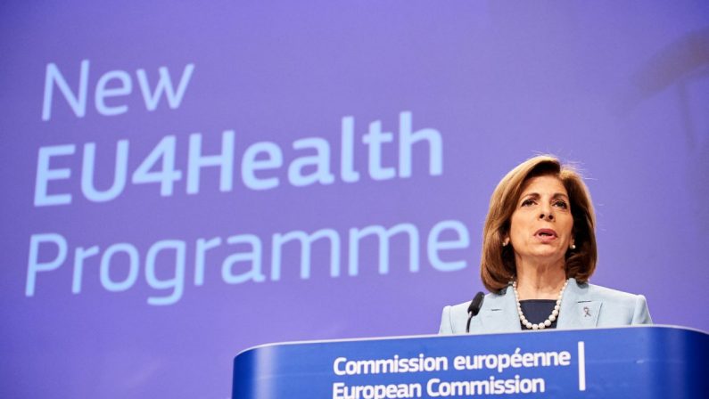 Covid, Kyriakides “A luglio vaccinato il 70% degli adulti europei”